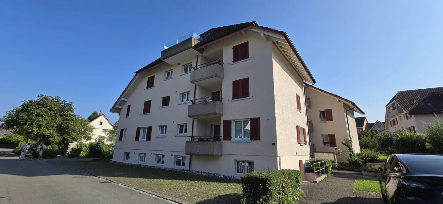 Appartamento 5.5 stanze direttamente sul lago - Foto 1 di 9