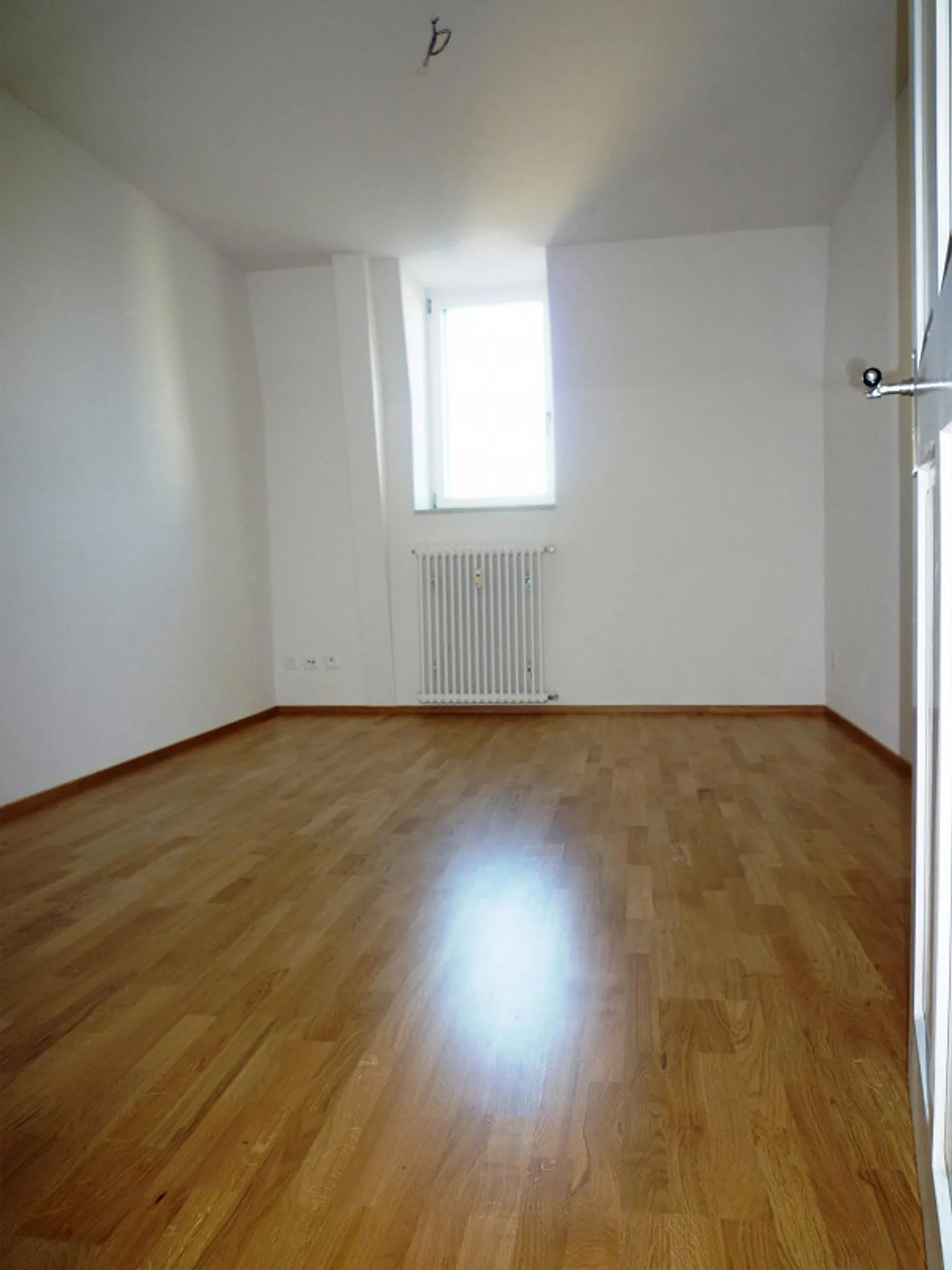 Geräumige renovierte Wohnung - Foto 5 von 6
