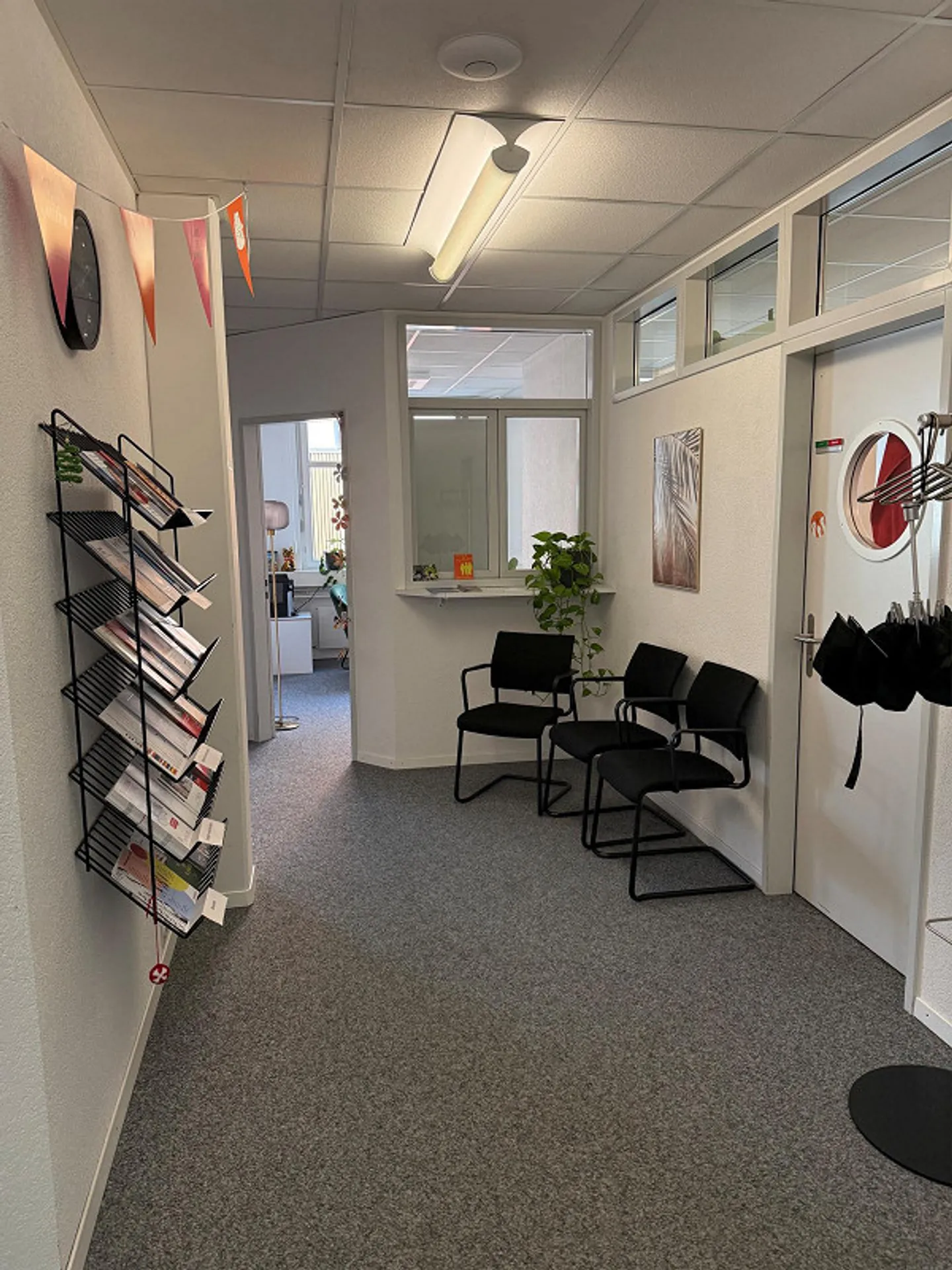 Attraktive Büro-/Praxisfläche an zentraler Lage in Thun - Foto 2 von 12