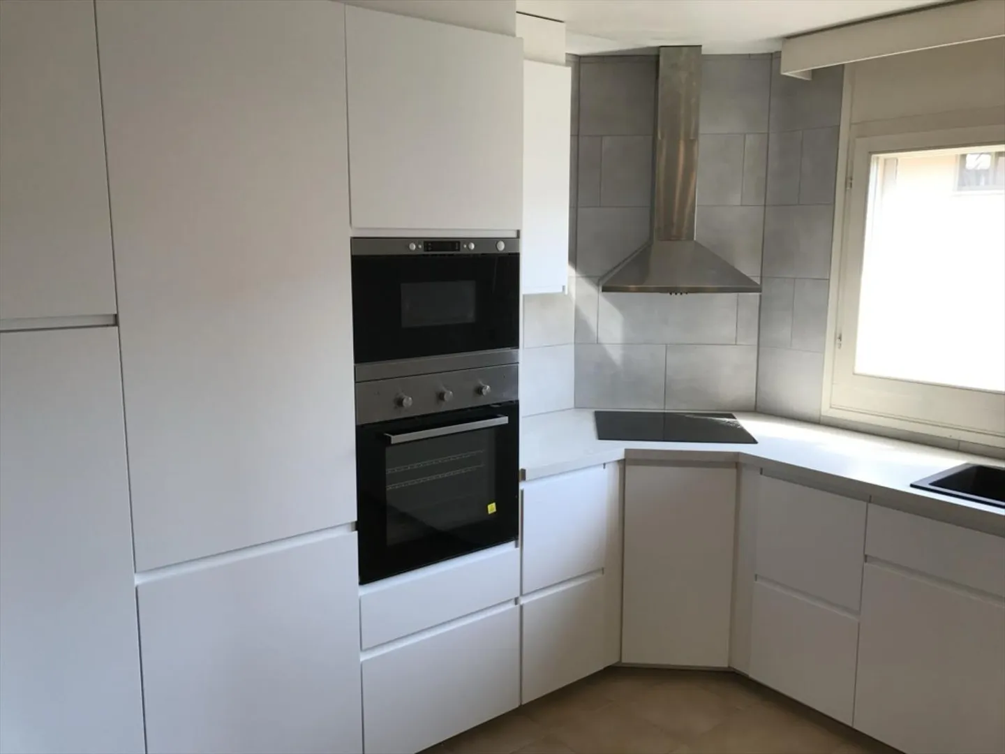 Appartamento in vendita - Foto 4 di 8