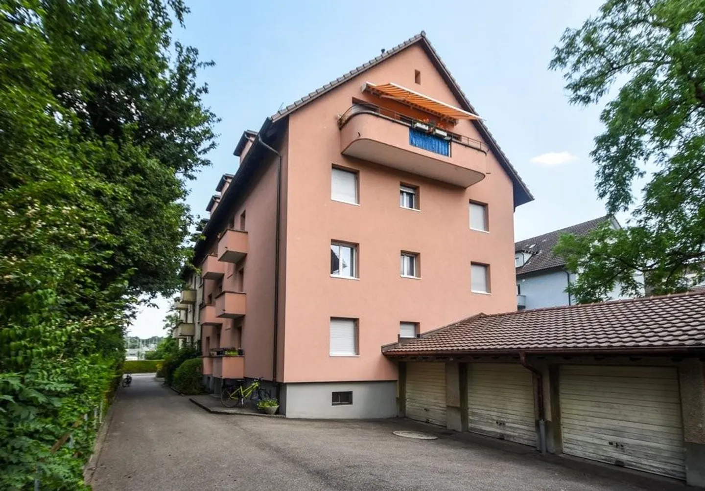 Zentral gelegene Einzelgarage - Foto 1 von 2