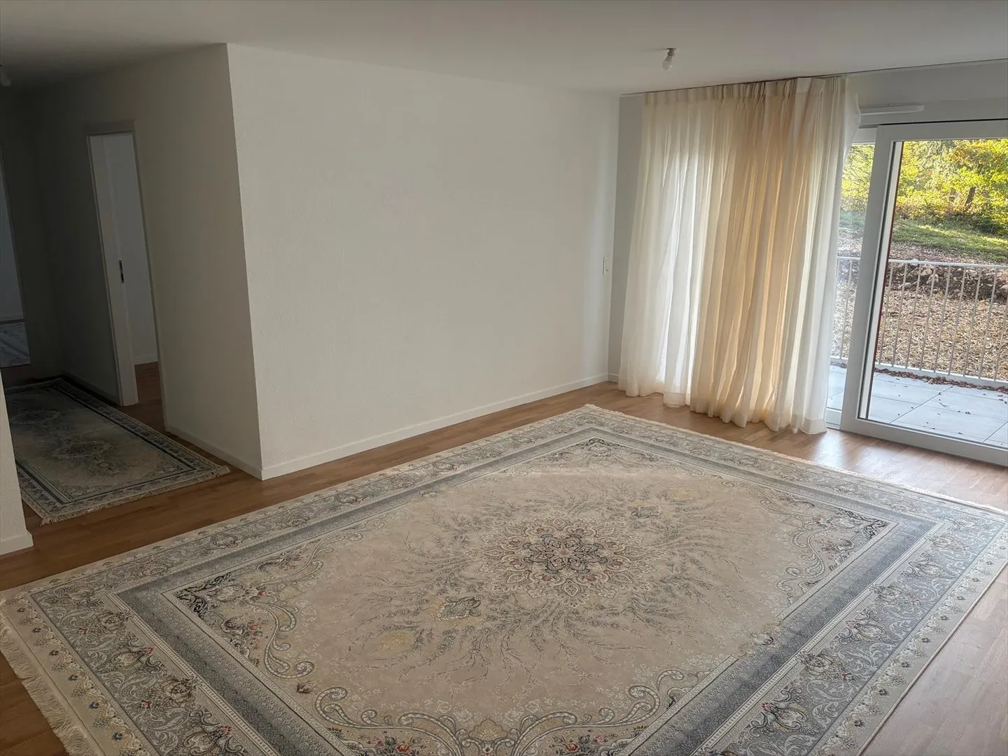 Spacious new 4.5-room apartment with balcony/terrace in Saint-Cergue - Photo 7 of 11