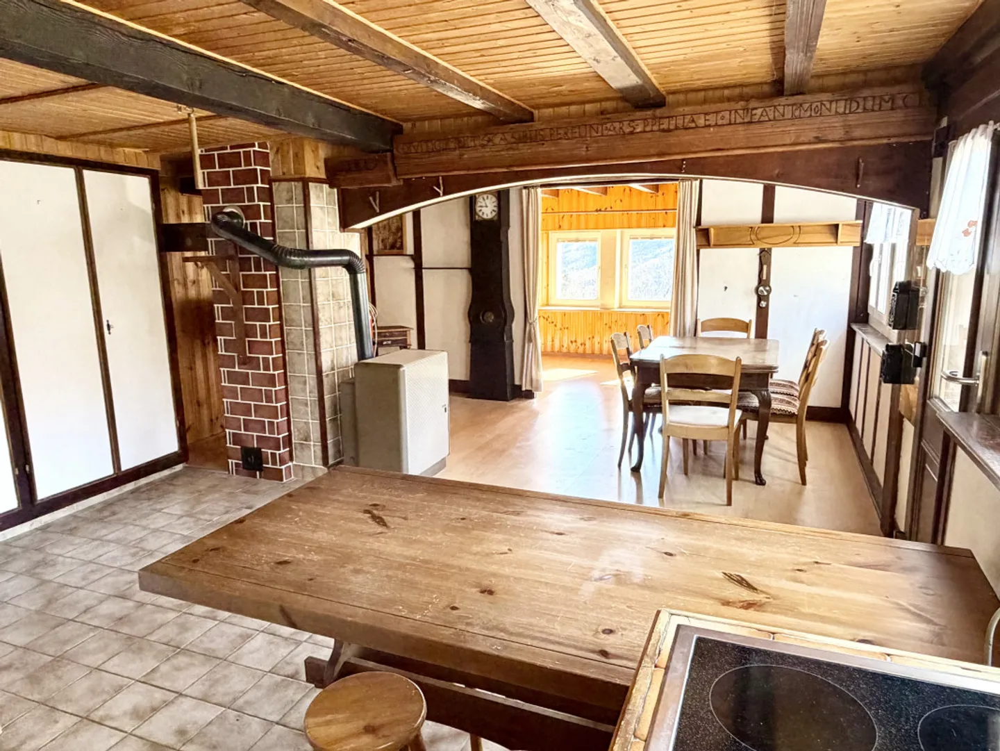 Charming semi-detached chalet with exceptional view in Ravoire, 5 minutes from Martigny - Photo 7 of 13