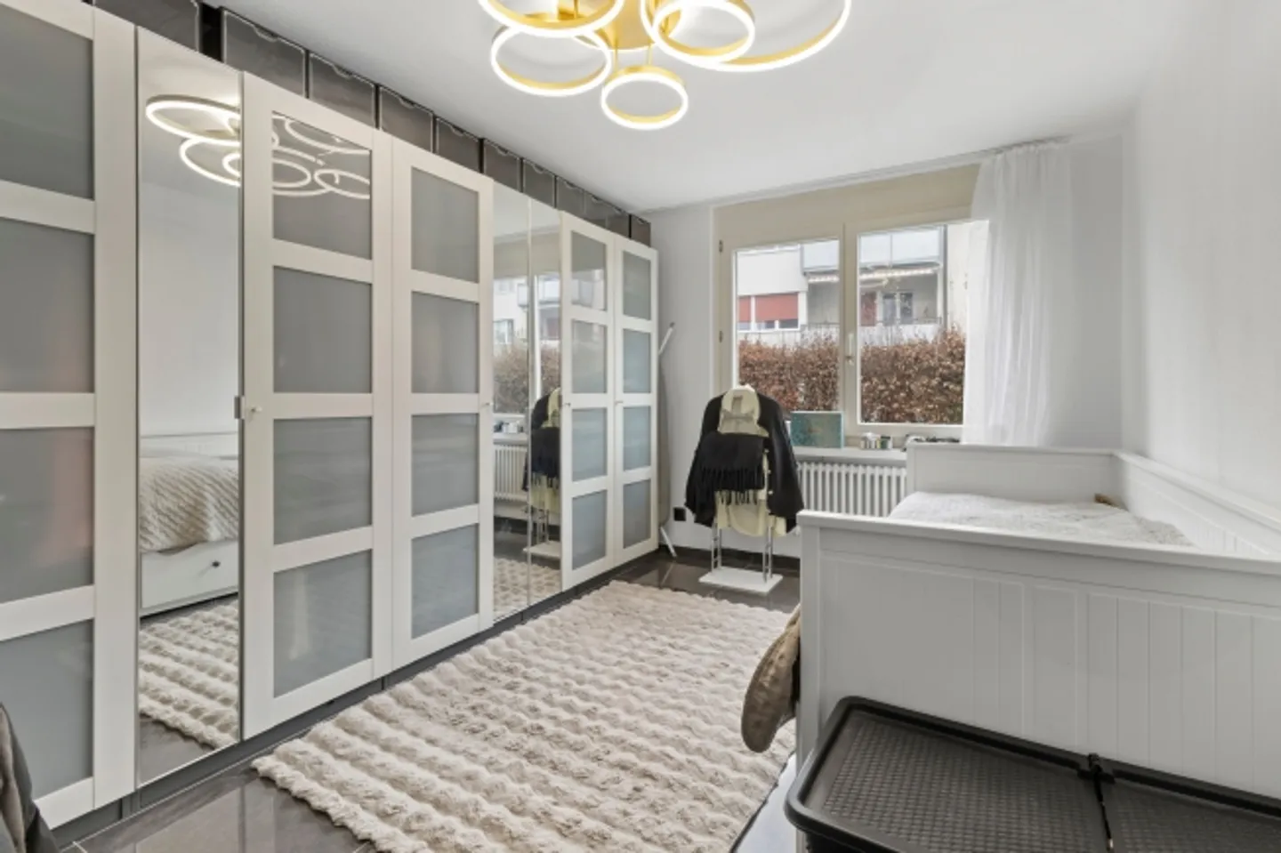 Appartement chic 3½ pièces dans un emplacement très calme et proche de la ville - Photo 9 sur 12