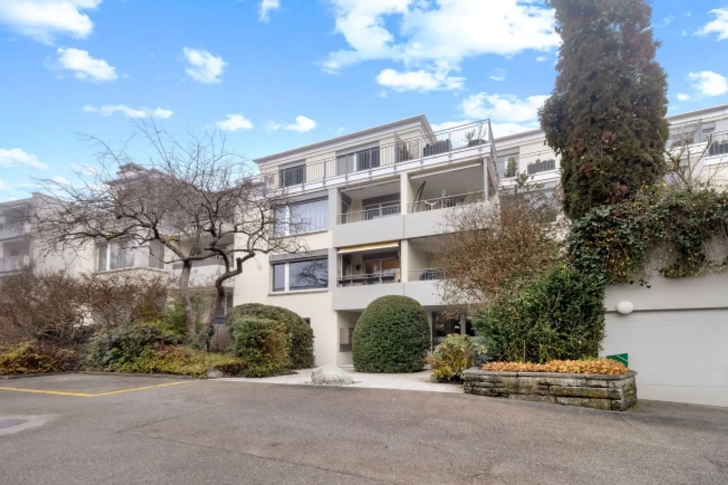 Appartement chic 3½ pièces dans un emplacement très calme et proche de la ville - Photo 11 sur 12