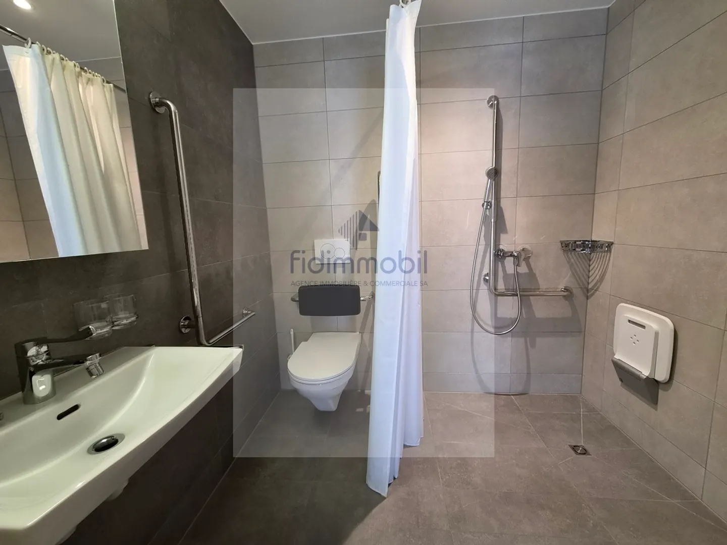 Appartement Confortable AVS/AI - Photo 3 sur 6