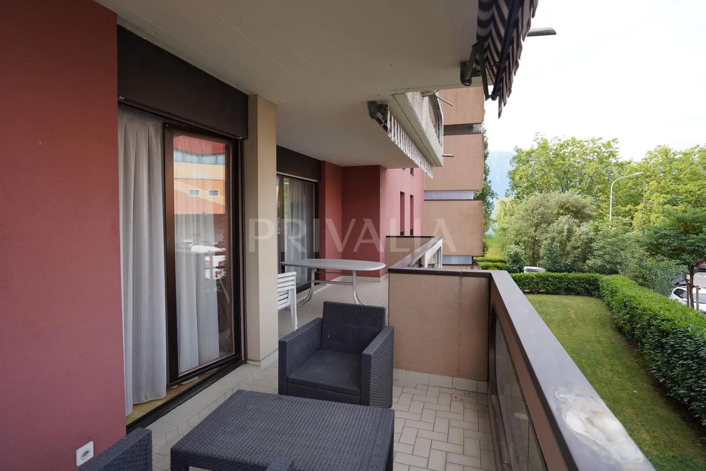 Exclusif : Appartement 2½ pièces de 62 m² avec deux balcons - Photo 4 sur 6