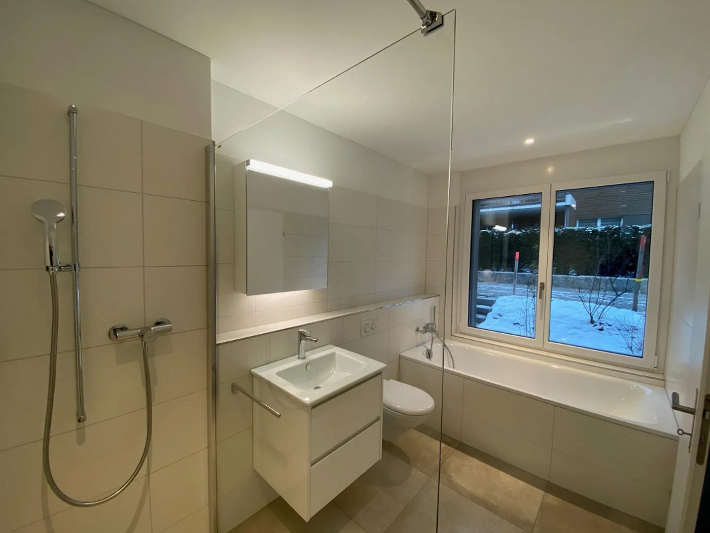 Modern 4.5 room apartment for rent in Zuzwil - Photo 6 of 7