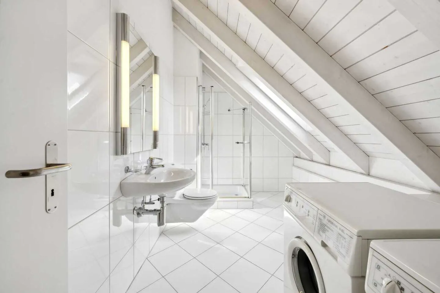 Maisonette luminosa e spaziosa - Foto 8 di 12