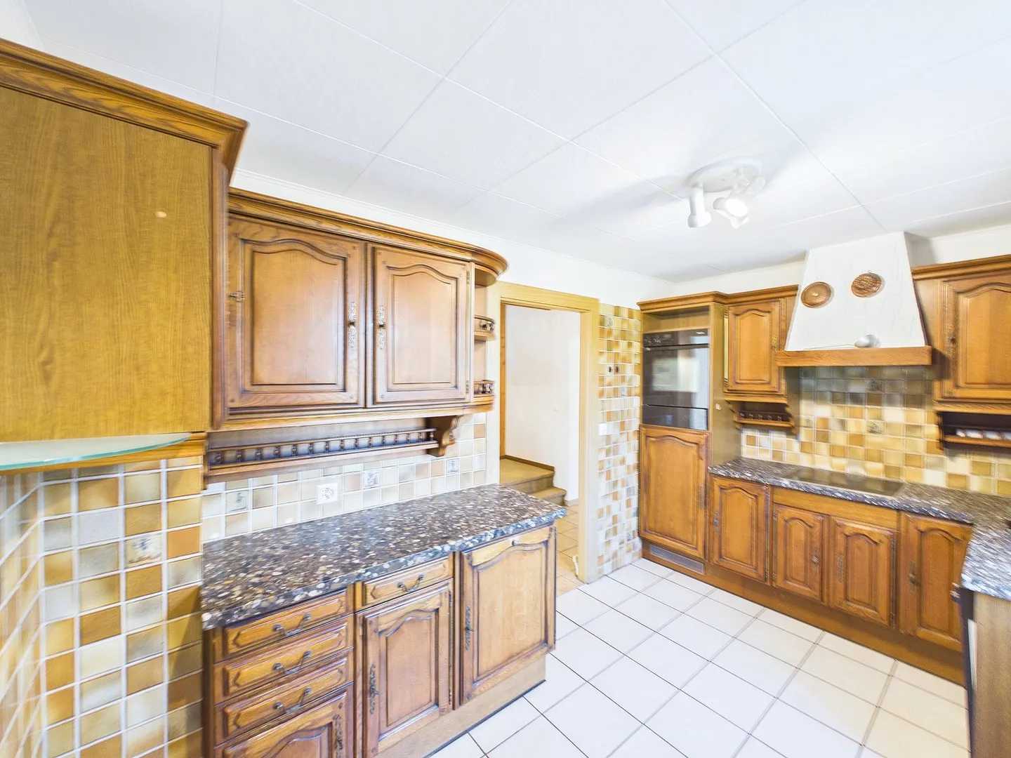 Tolle Einfamilienhaus mit grossen Garten - Foto 8 di 13