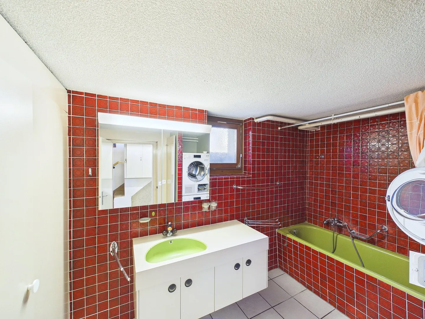 Tolle Einfamilienhaus mit grossen Garten - Foto 6 di 13