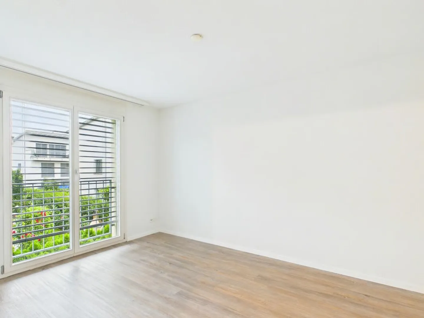 Double Family House for Rent in Dübendorf - Photo 10 of 13