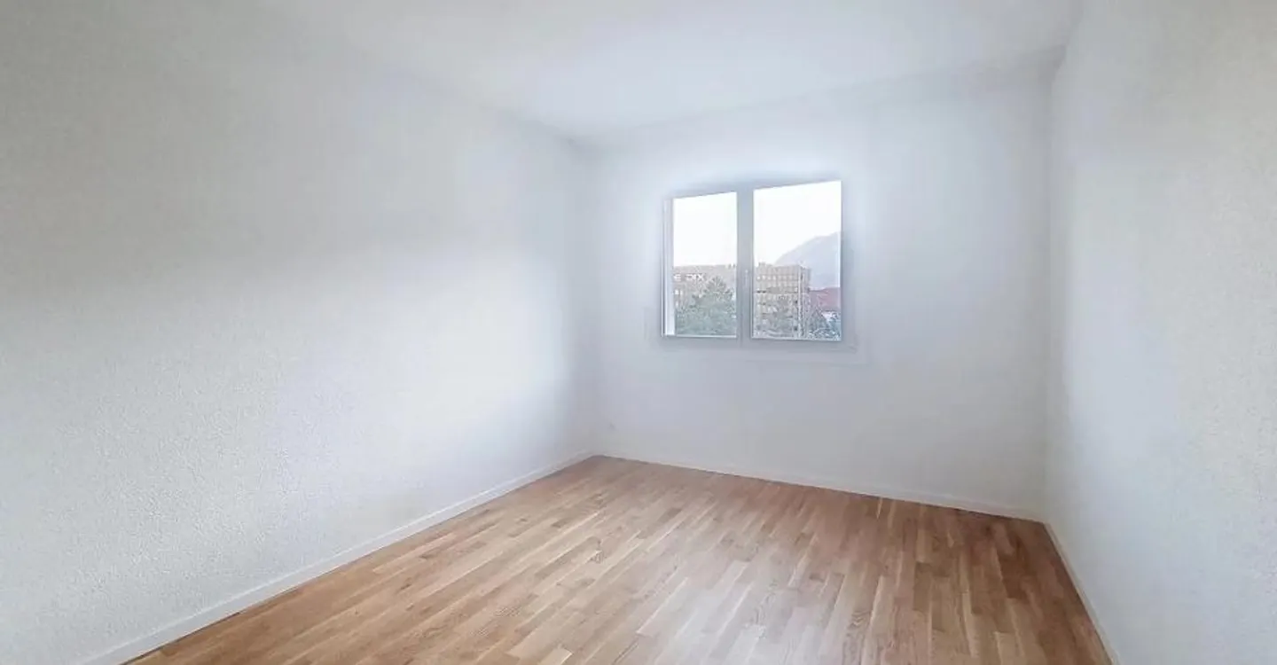Große 4,5-Zimmer-Wohnung im obersten Stockwerk - Foto 5 von 10