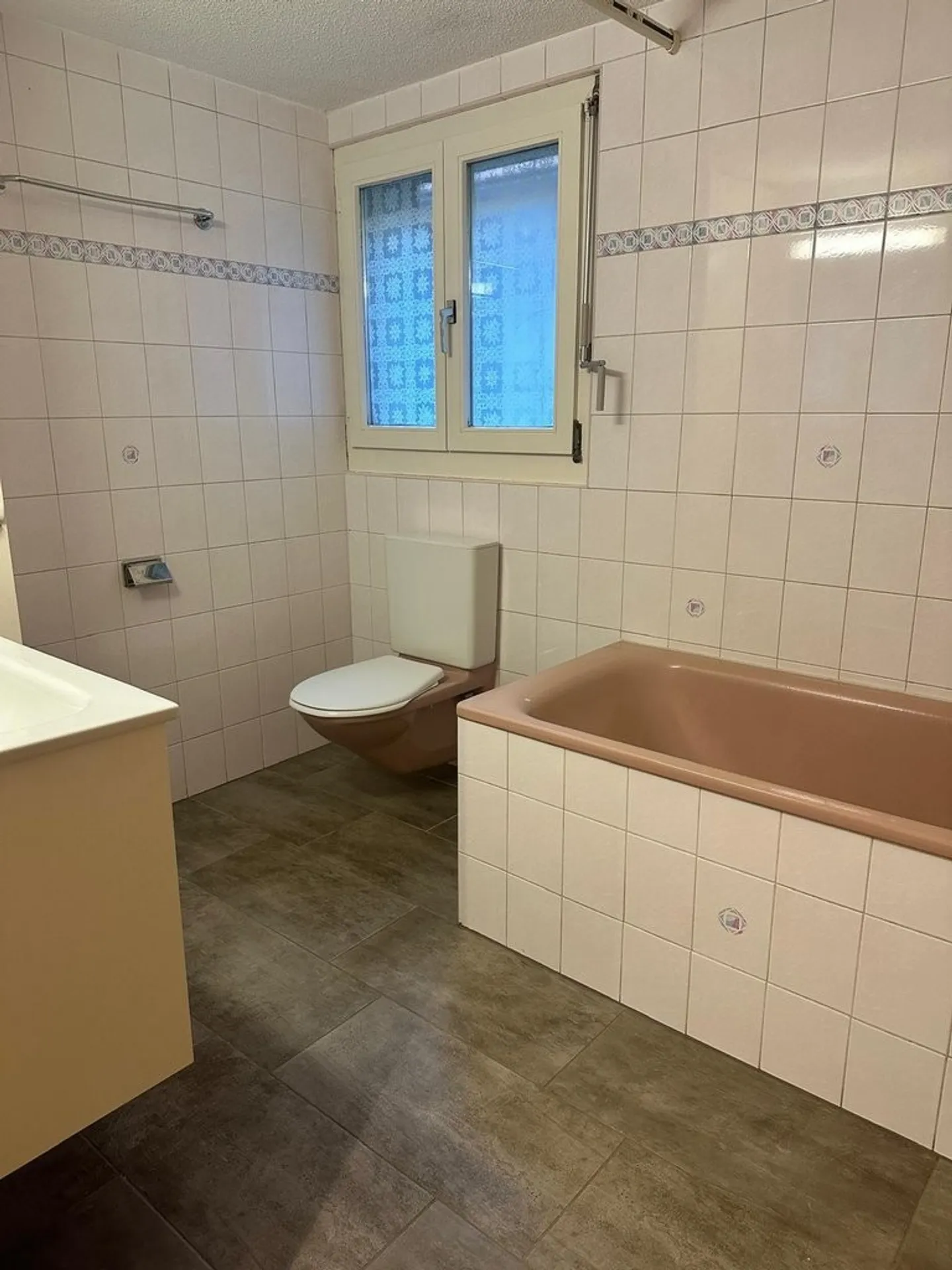 Un bel appartement de 3,5 pièces à louer au rez-de-chaussée à Orvin ! - Photo 7 sur 9