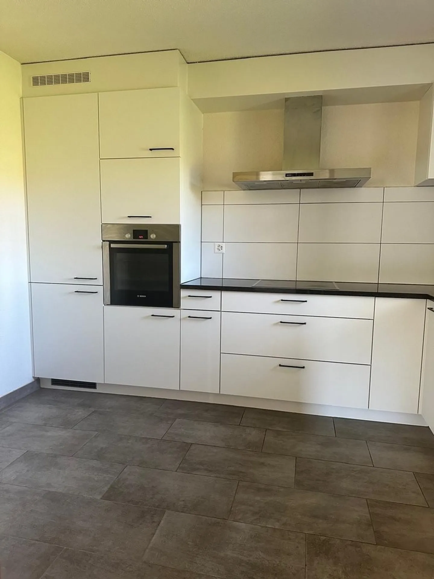 Un bel appartement de 3,5 pièces à louer au rez-de-chaussée à Orvin ! - Photo 8 sur 9