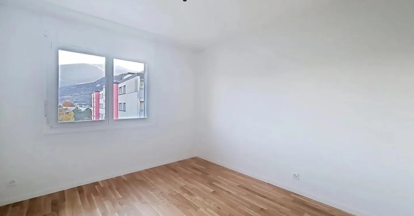 Große 4,5-Zimmer-Wohnung im obersten Stockwerk - Foto 6 von 10