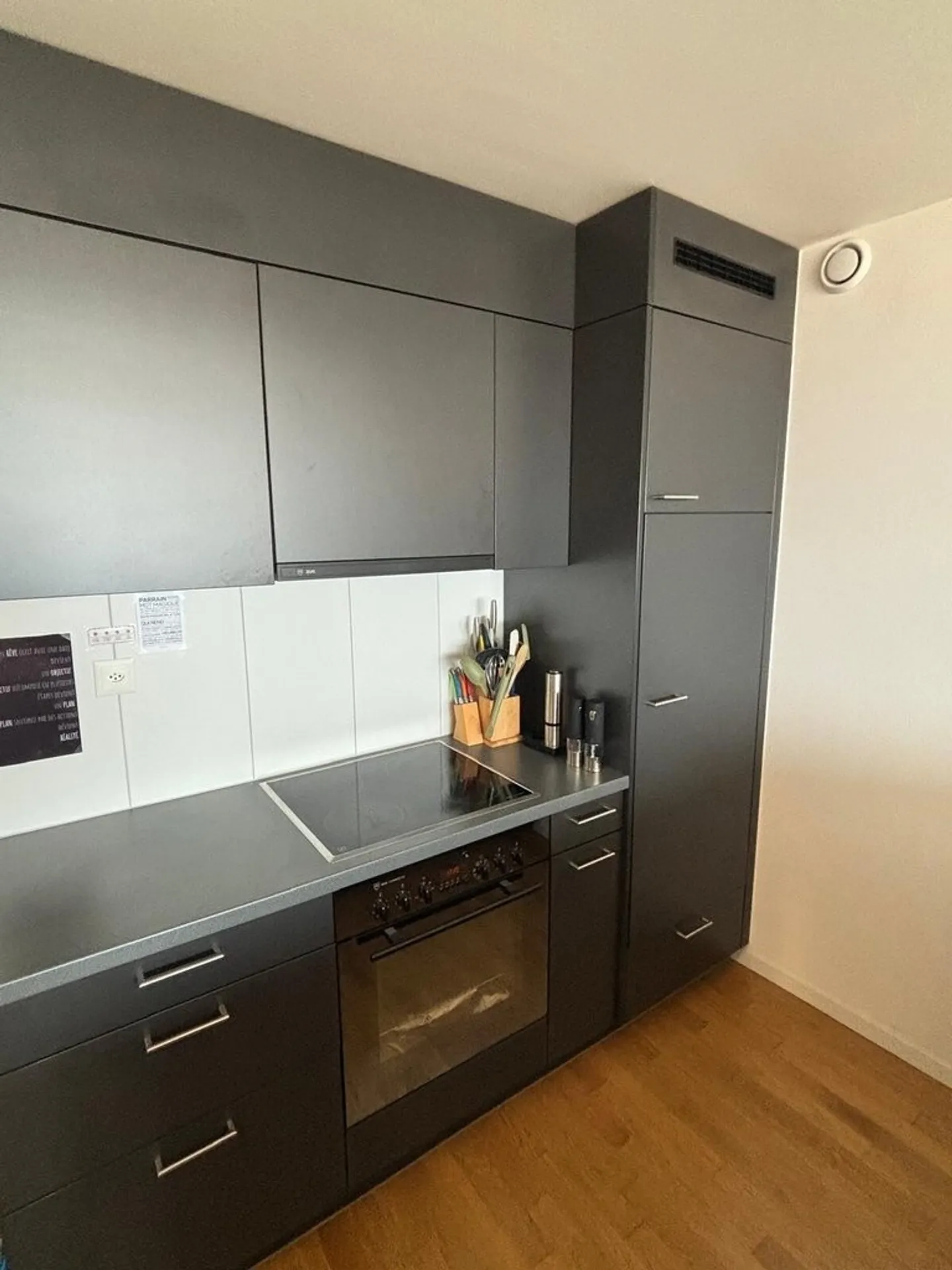 Your new home allows you to travel easily - Photo 6 of 10
