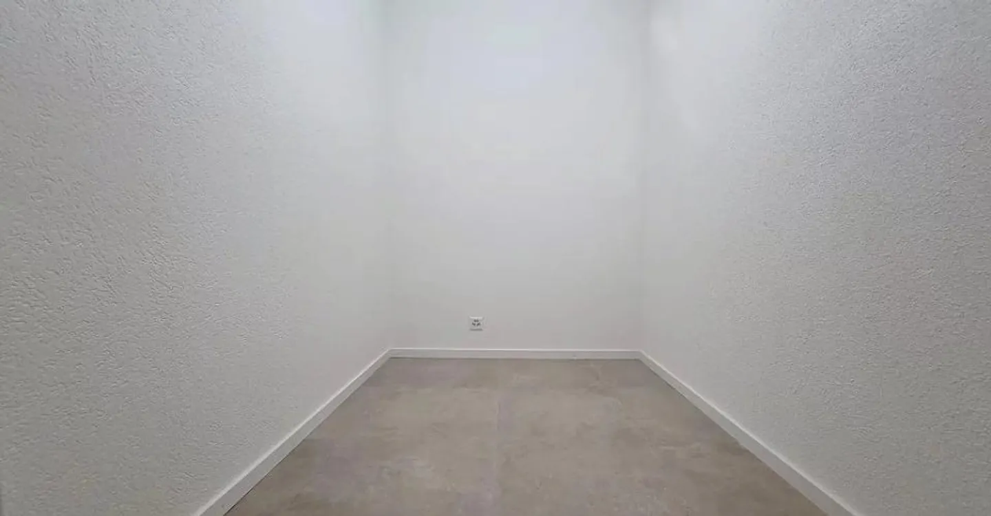 Große 4,5-Zimmer-Wohnung im obersten Stockwerk - Foto 4 von 10