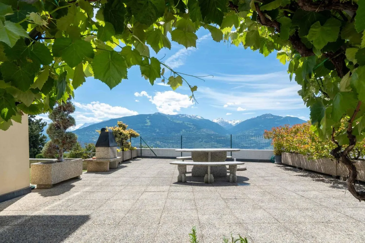 Superba villa eccezionale - Volumi generosi - Vista panoramica - Foto 11 di 13