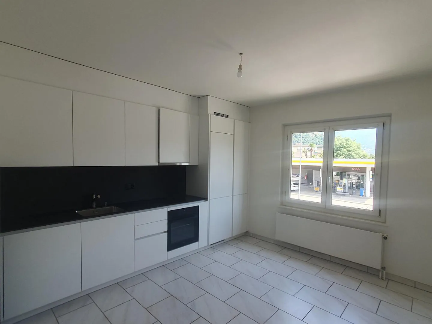 For rent 3.5 rooms with garden close to amenities - Photo 1 of 8