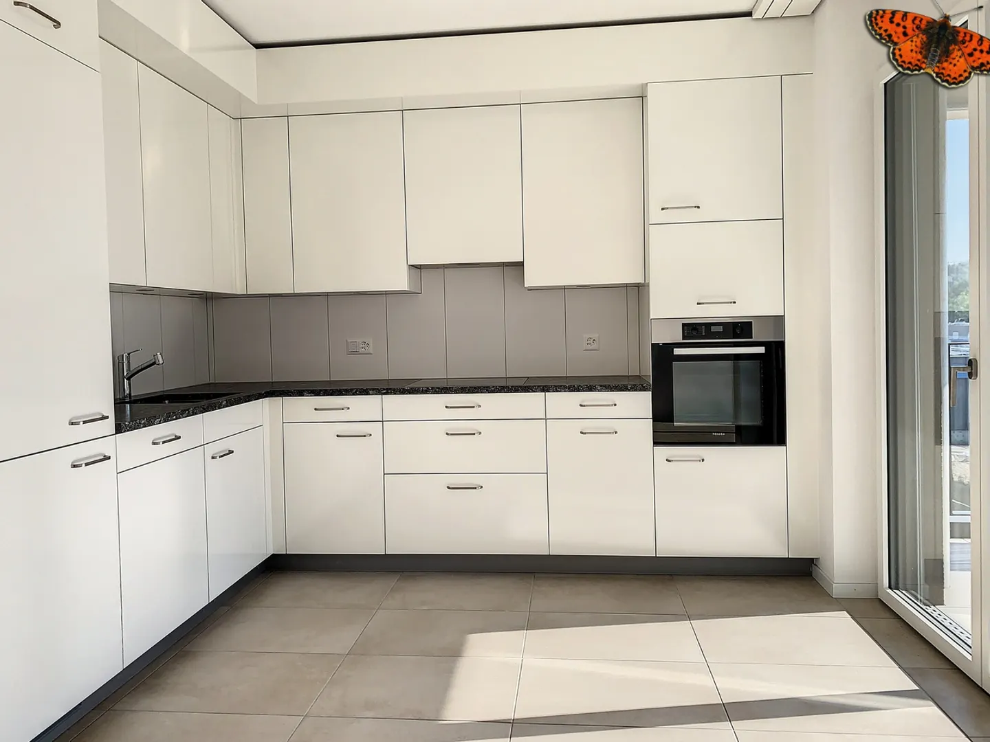 Appartement Charmant avec Balcon - Photo 2 sur 14