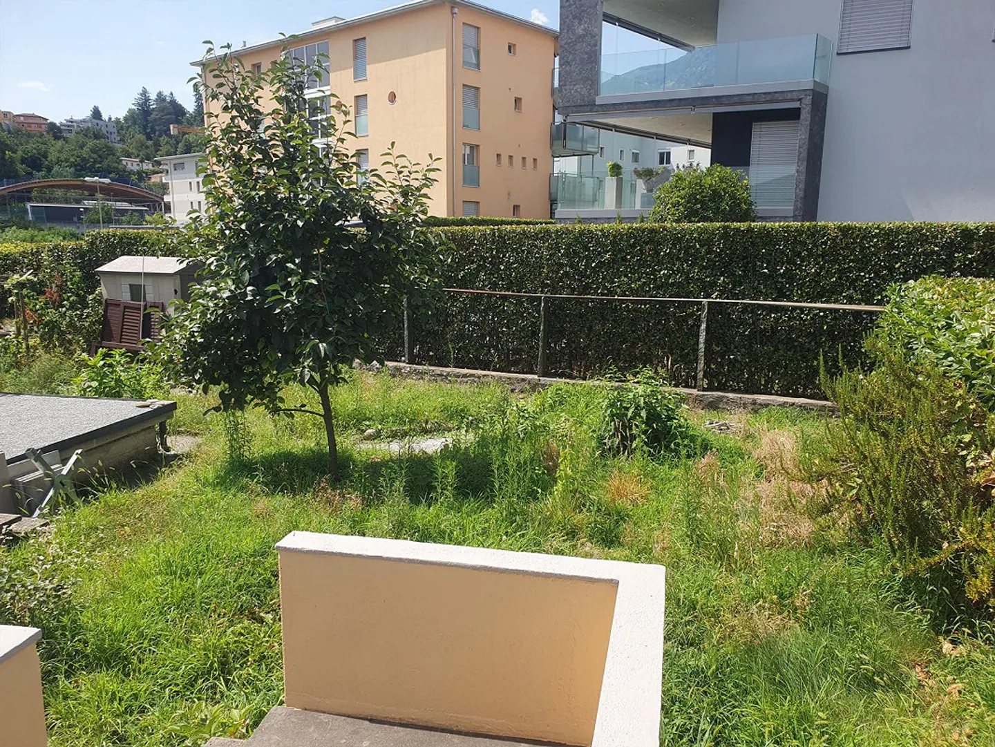 For rent 3.5 rooms with garden close to amenities - Photo 2 of 8