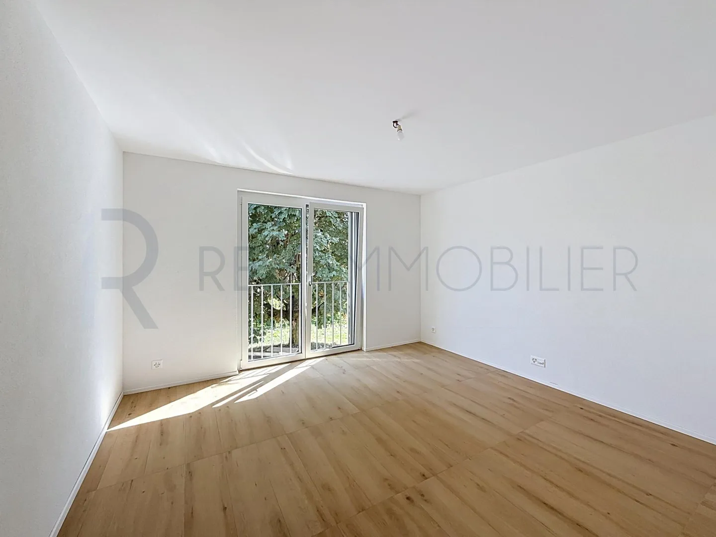 Triplex Charmant avec Jardin - Photo 5 sur 10