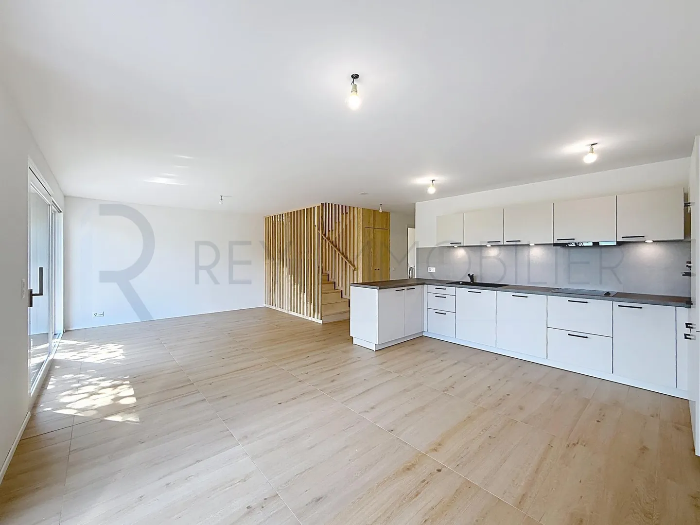 Triplex Charmant avec Jardin - Photo 4 sur 10