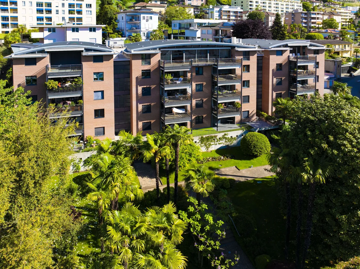 MURALTO - Attique spacieux avec vue sur le lac Majeur - Photo 2 sur 39