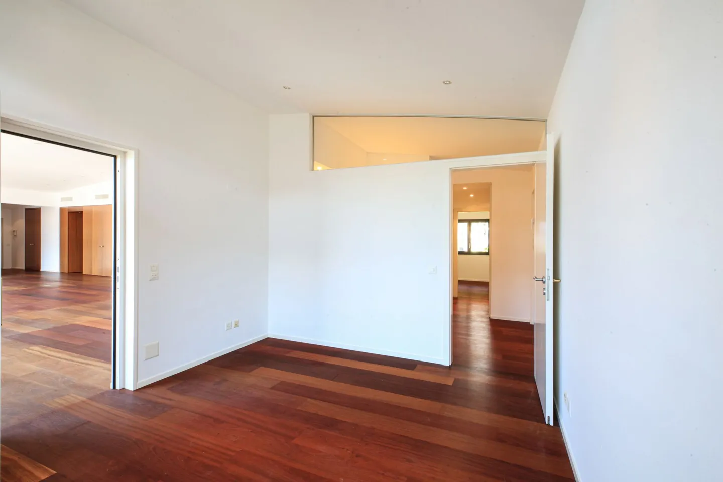 MURALTO - Attique spacieux avec vue sur le lac Majeur - Photo 21 sur 39