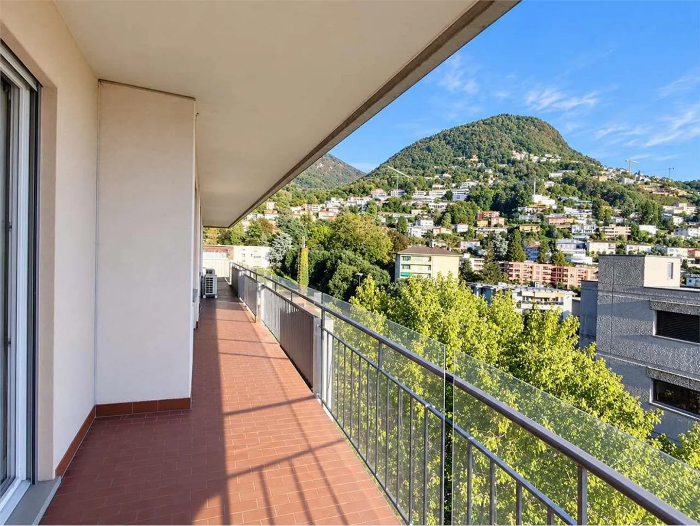 Penthouse Lussuoso a Lugano - Foto 6 di 12