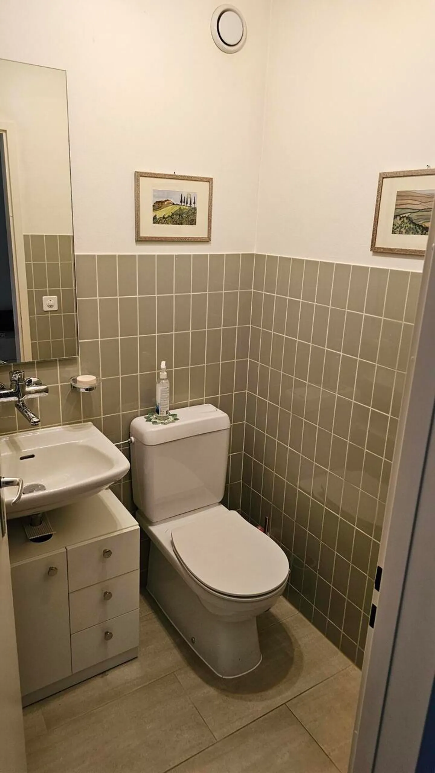 LA TUA OPPORTUNITÀ – APPARTAMENTO DI 4,5 STANZE CON POTENZIALE! - Foto 6 di 10