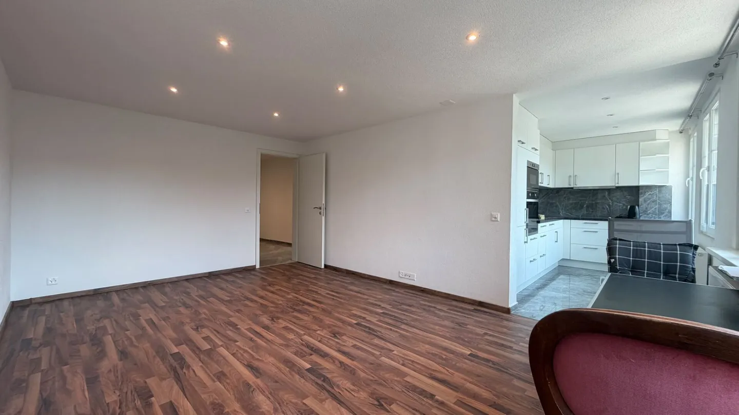 Bright 5-room maisonette apartment with large terrace in Gelterkinden - Photo 5 of 15