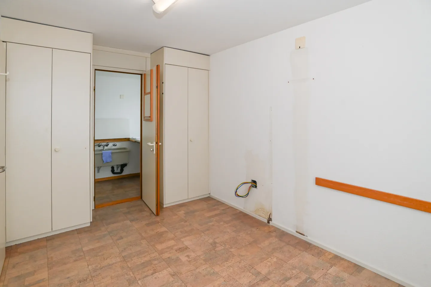 «Rollstuhlgängige Gewerberäume im Erdgeschoss / vielseitig nutzbar» - Photo 13 of 14