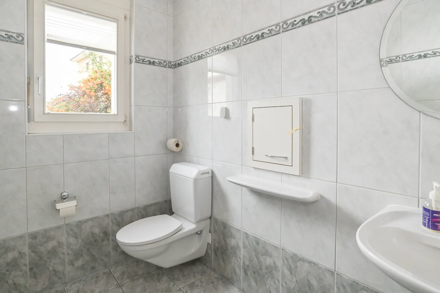 «Rollstuhlgängige Gewerberäume im Erdgeschoss / vielseitig nutzbar» - Photo 14 of 14