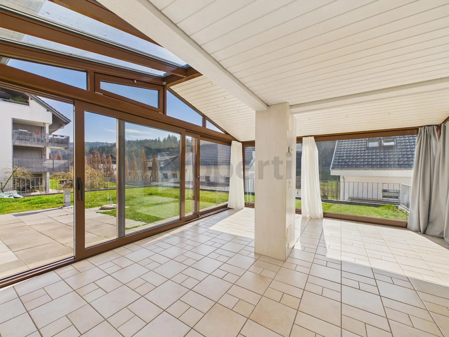 Residential idyll with garden & winter garden 3.5-room apartment - Photo 2 of 14