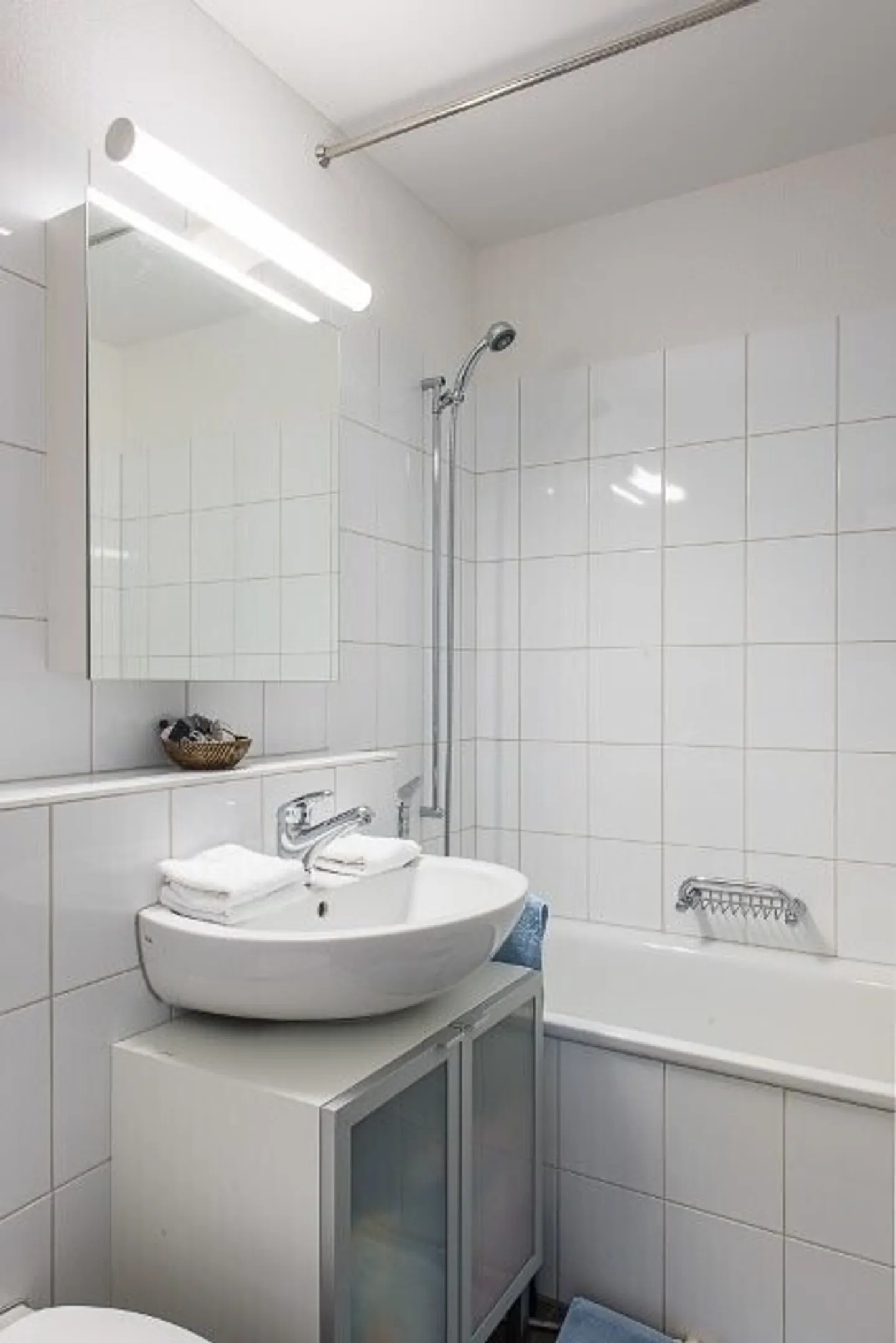 Luminoso appartamento 3.5 stanze - Foto 4 di 5