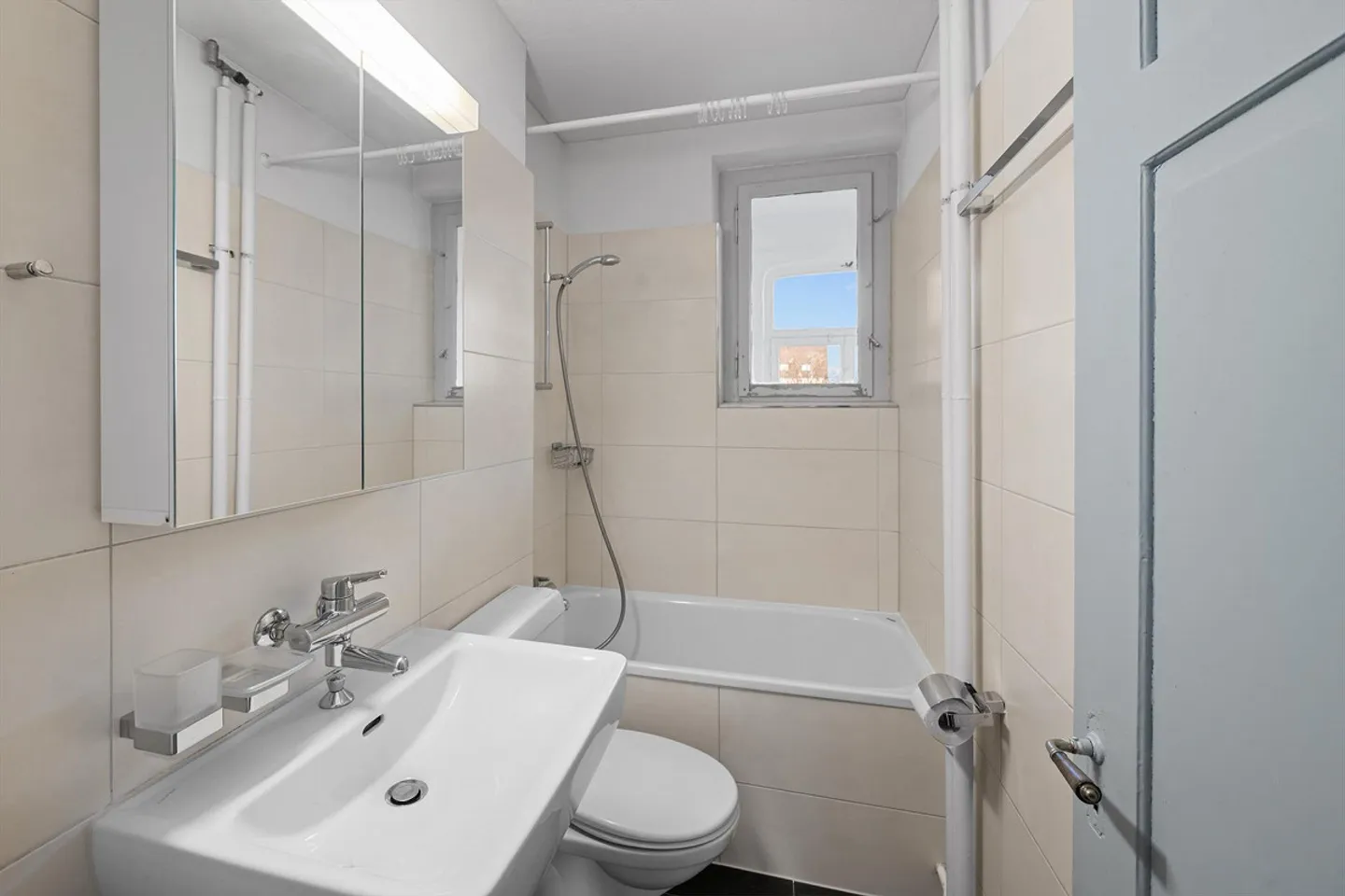 Appartamento mansardato con fascino d'epoca - Foto 8 di 13