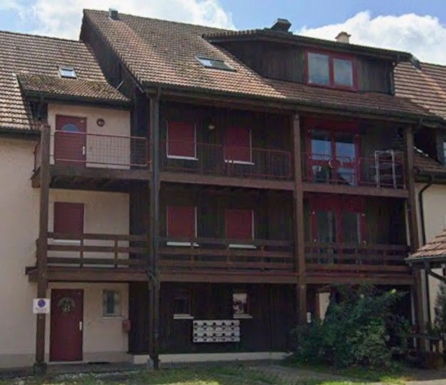 Edificio residenziale in affitto - Foto 2 di 13