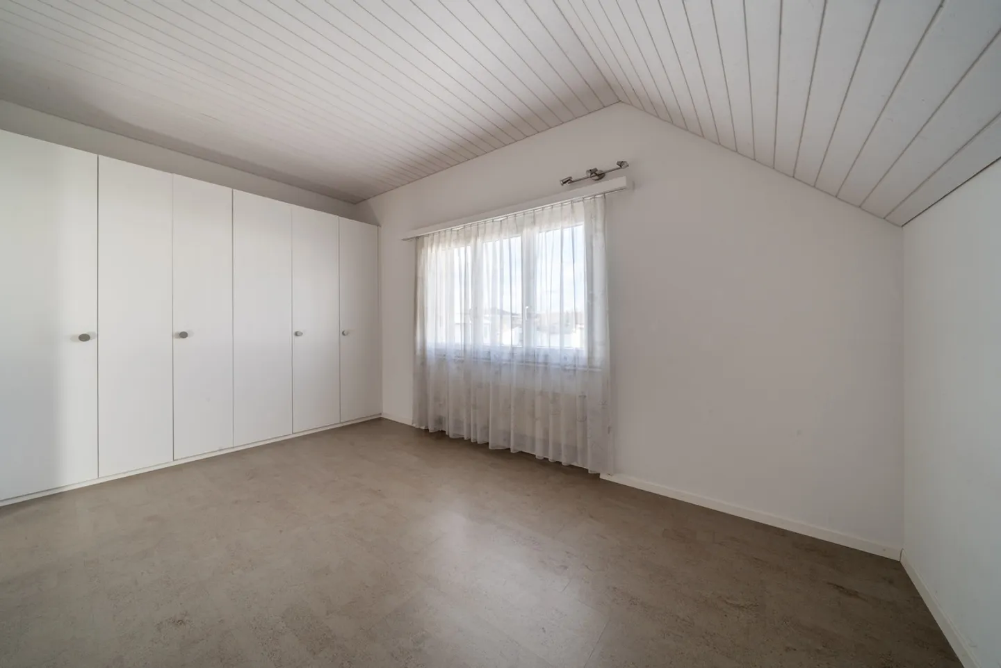 Maison individuelle détachée - Potentiel inclus ! - Photo 8 sur 9