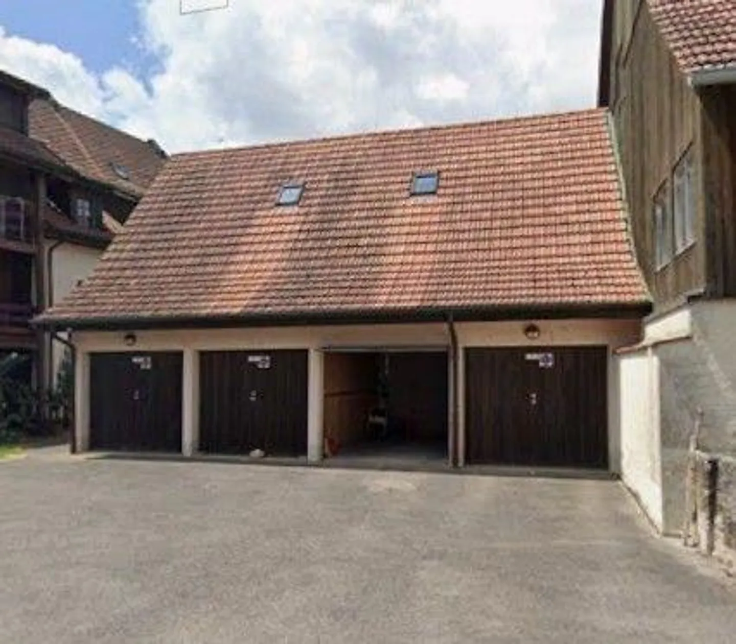Edificio residenziale in affitto - Foto 3 di 13