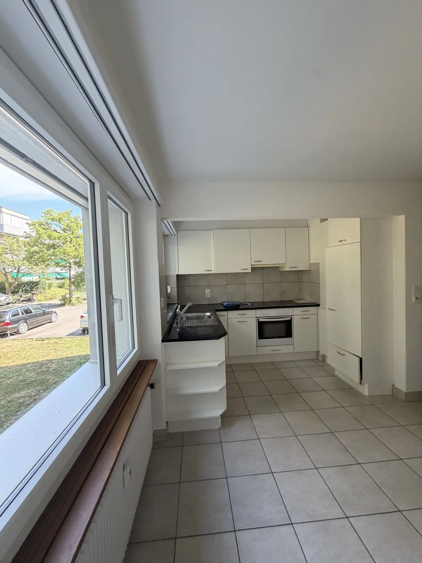 Barrier-free 3.5-room apartment with huge balcony in Urtenen-Schönbühl for rent! - Photo 5 of 18