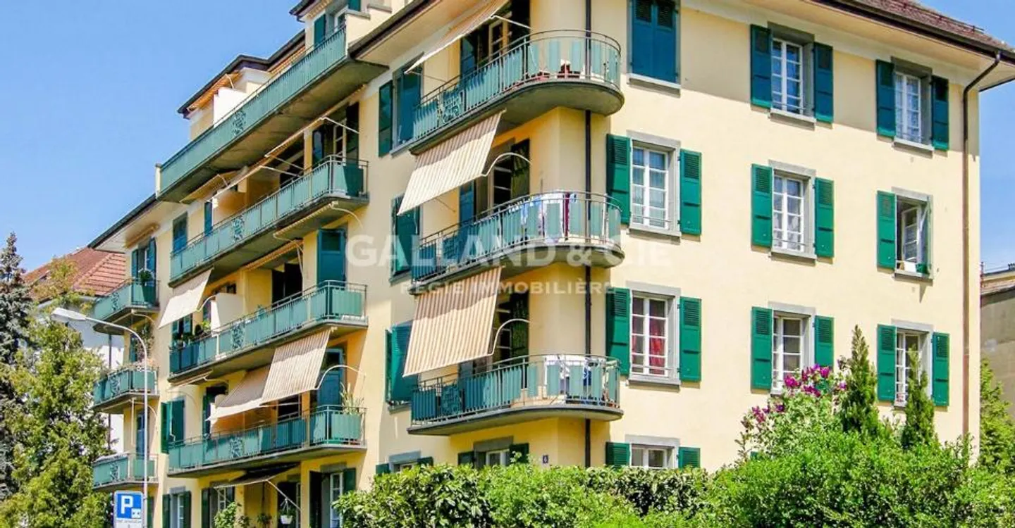 Appartement Charmant avec Vue sur le Lac - Photo 1 sur 1