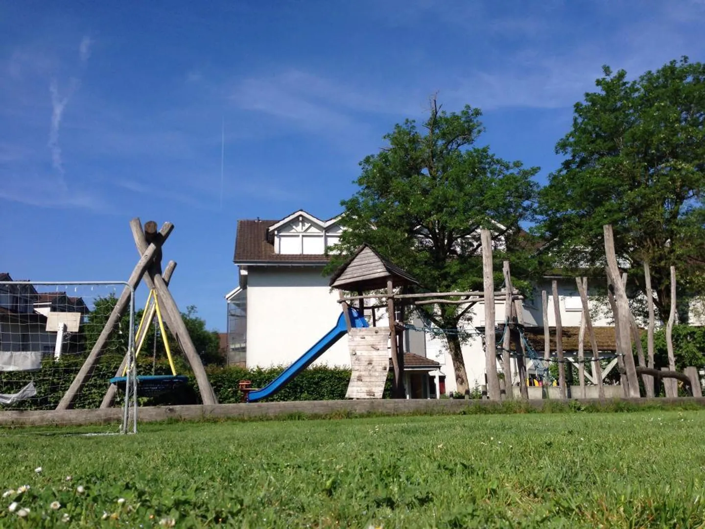 Geräumige Wohnung in grüner Lage - Foto 2 von 6