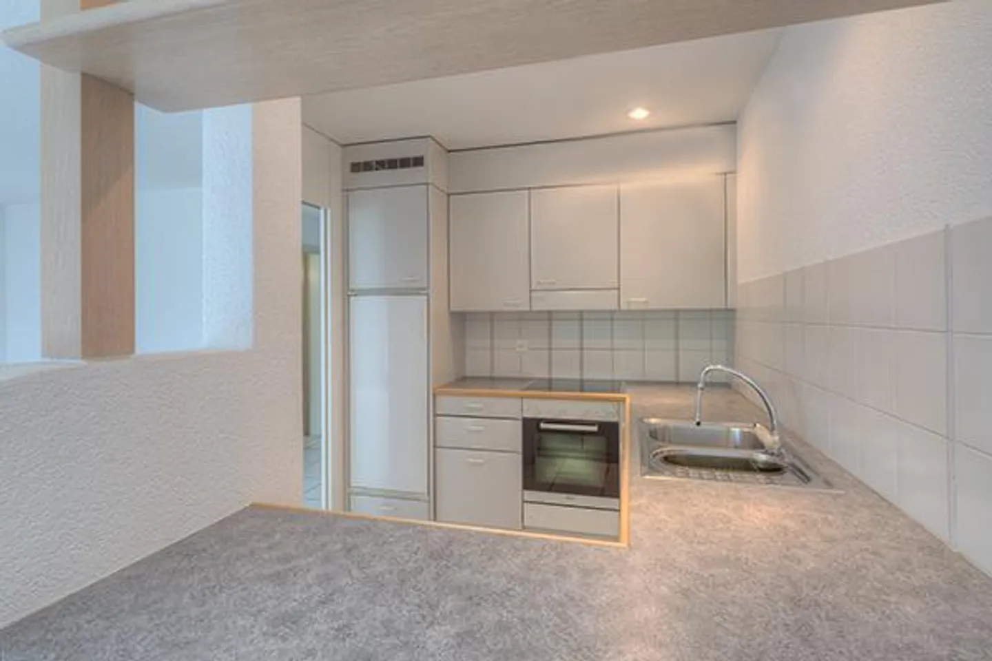 Geräumige Wohnung in grüner Lage - Foto 4 von 6
