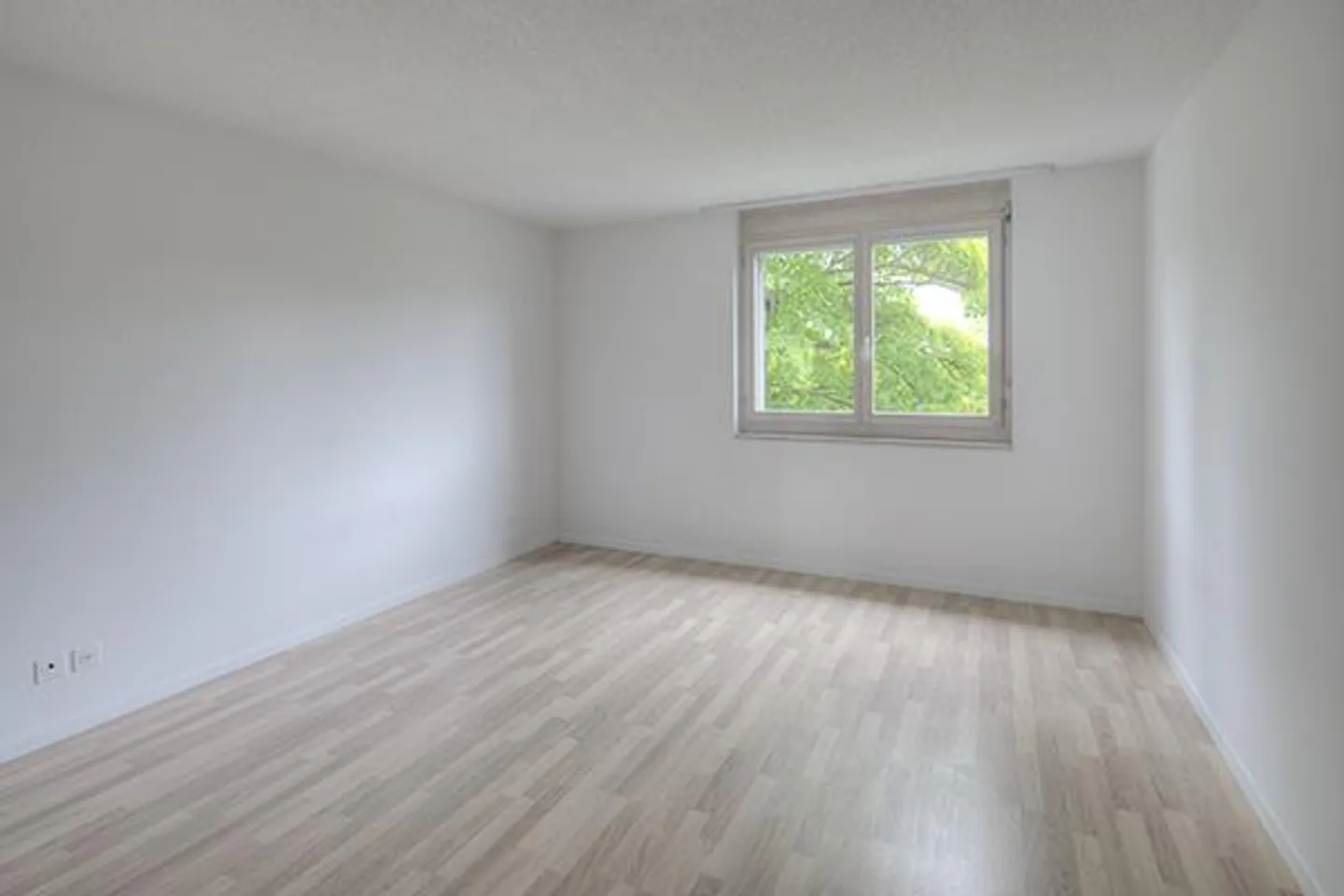 Geräumige Wohnung in grüner Lage - Foto 6 von 6
