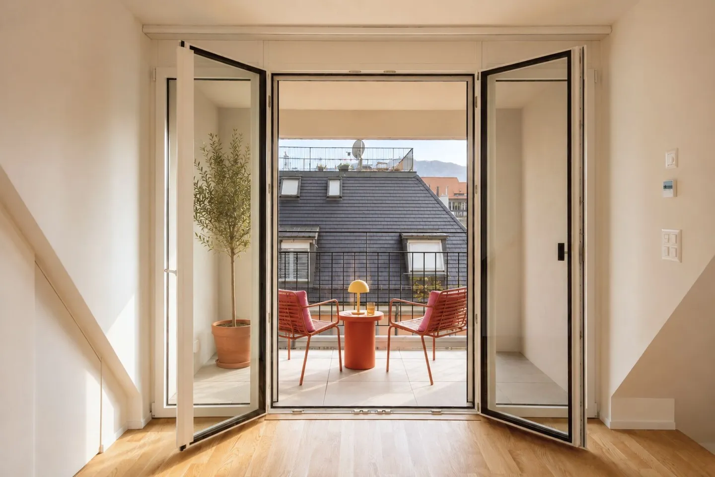 Prima occupazione: Appartamento loft duplex con loggia accogliente nel cuore di Zurigo - Foto 1 di 3