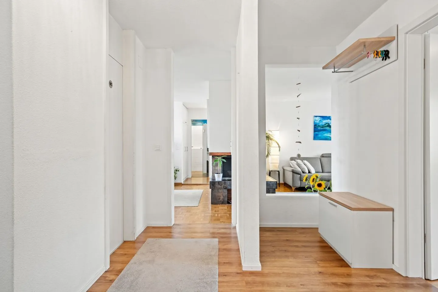 Charmante appartement en attique de 4,5 pièces avec vue imprenable sur le lac - Photo 3 sur 13