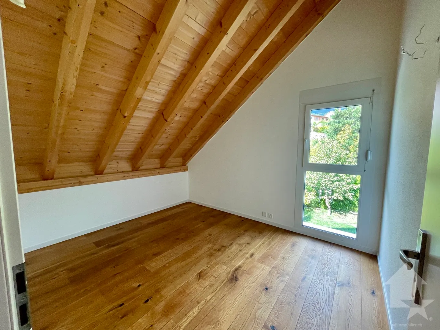 Piacevole villa a schiera da un lato, 3 camere, nel cuore dei vigneti - Foto 10 di 13