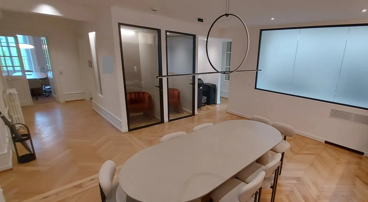 Office space for rent - Photo 2 of 7